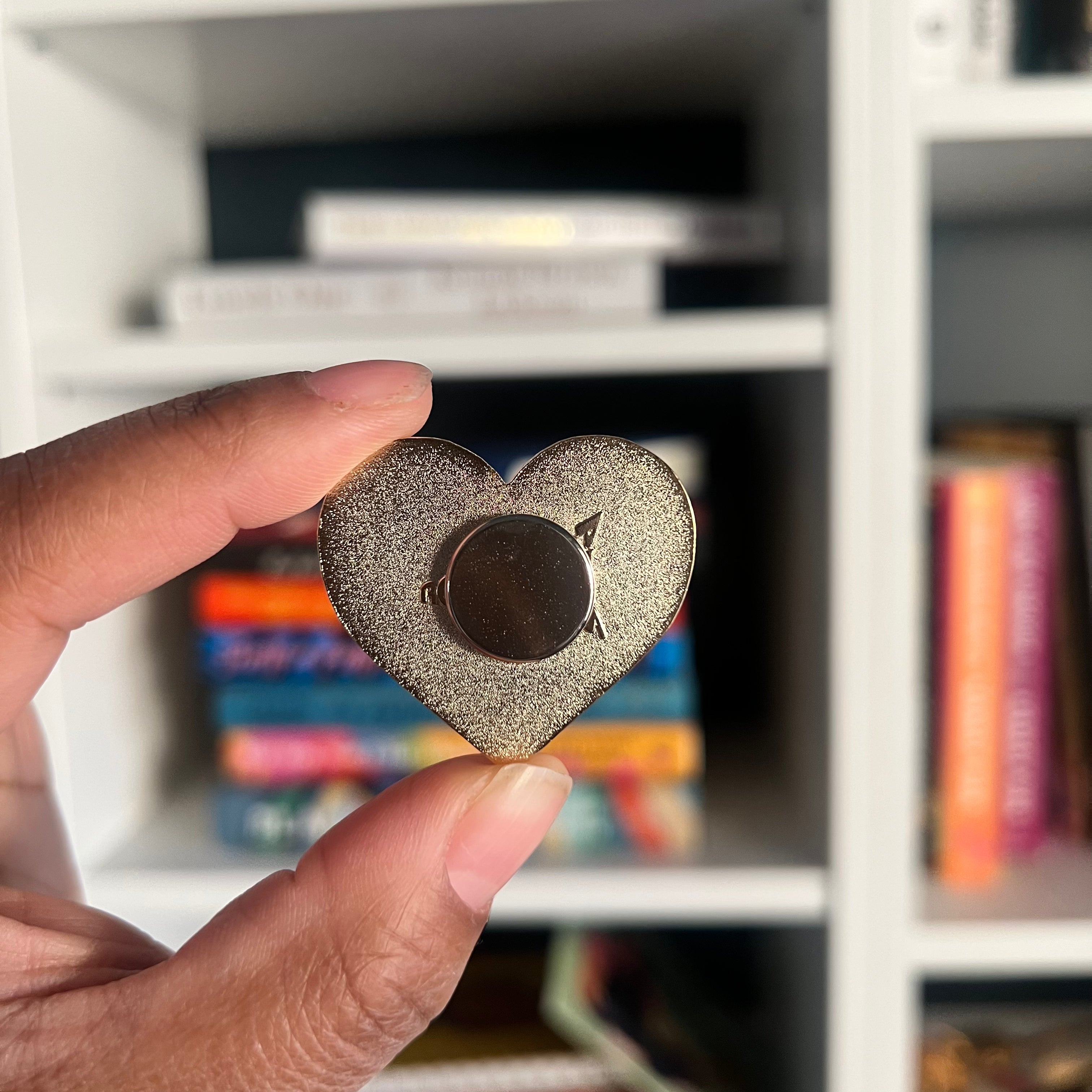 Magnet Pin | Black Love