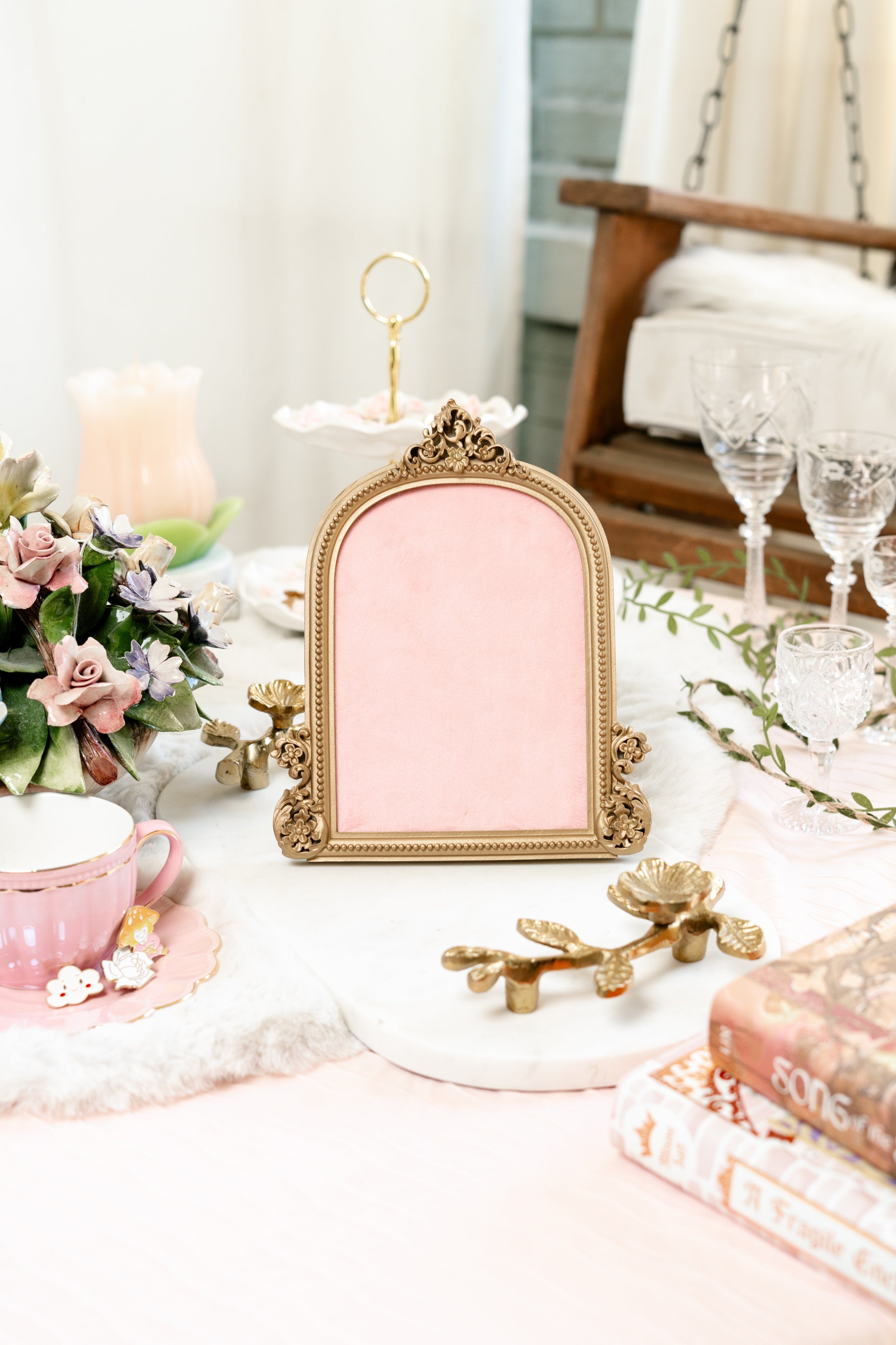 The Gilded Arch Pinboard