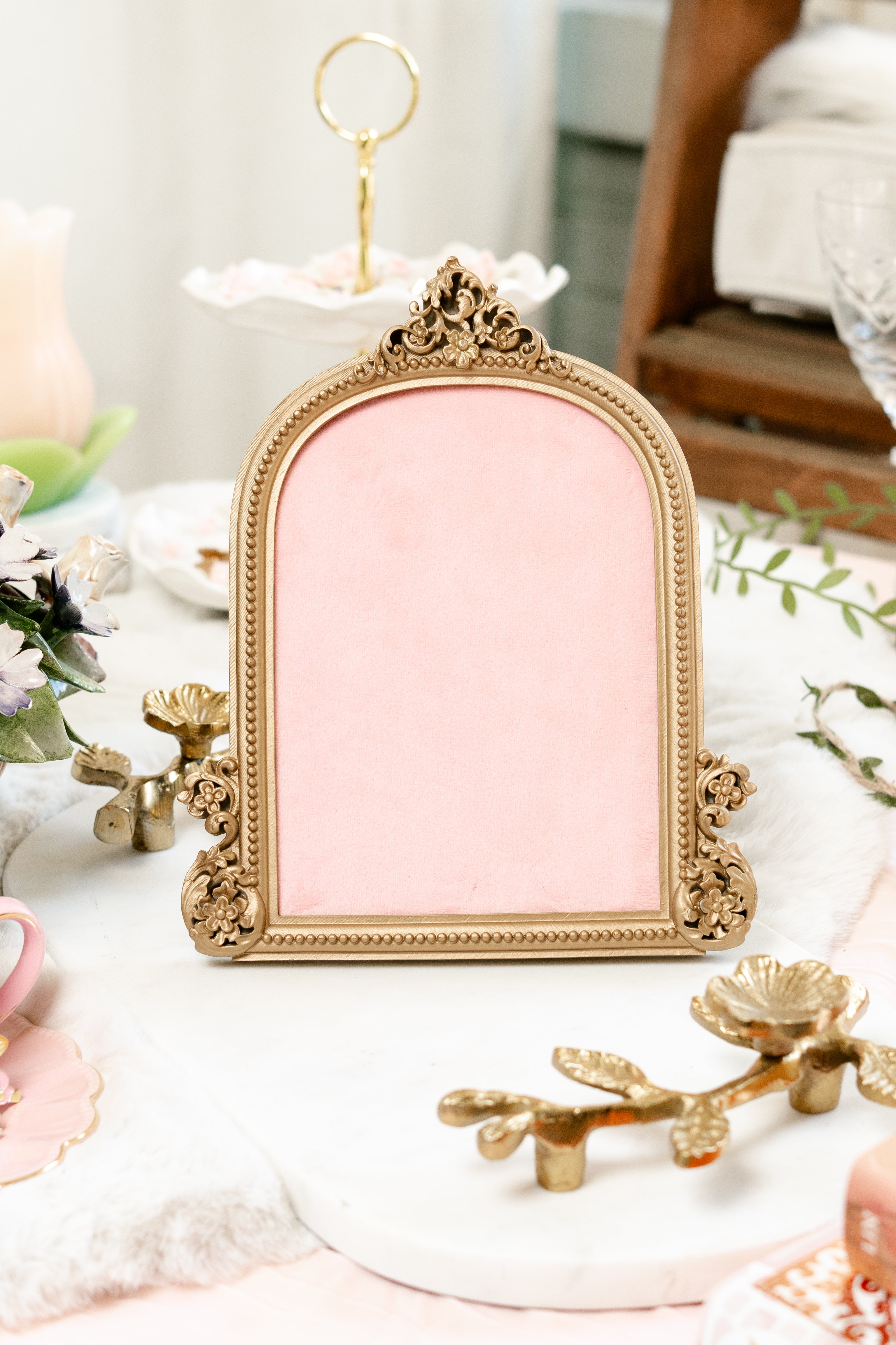 The Gilded Arch Pinboard